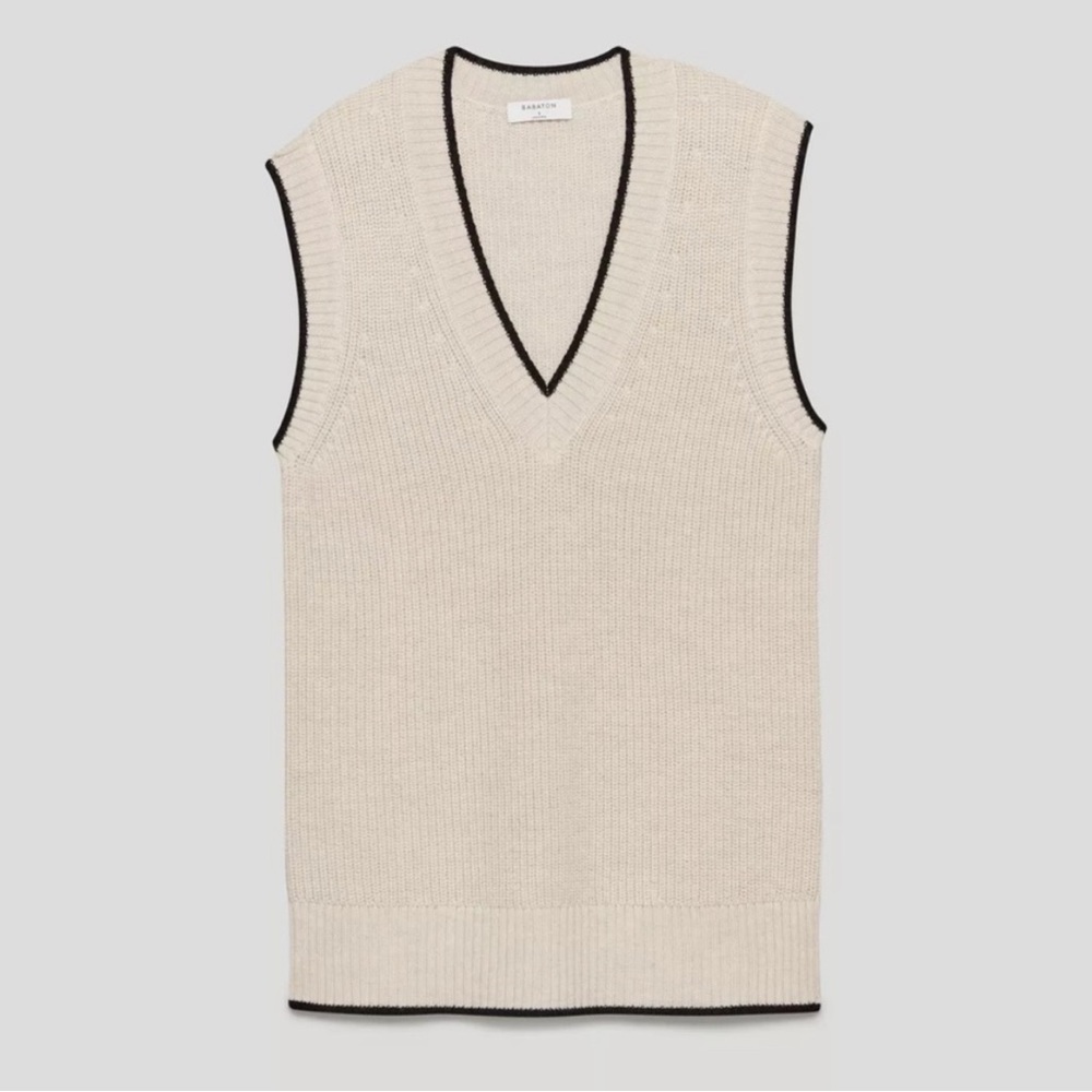 Aritzia Babaton Cream Sherman Sweater Vest